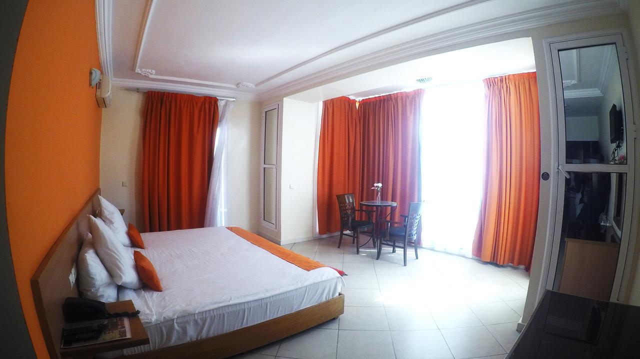 Hotel Aymen Sidi Slimane Extérieur photo