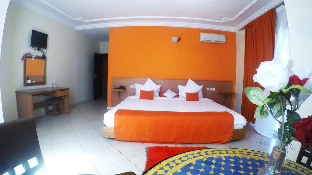 Hotel Aymen Sidi Slimane Extérieur photo