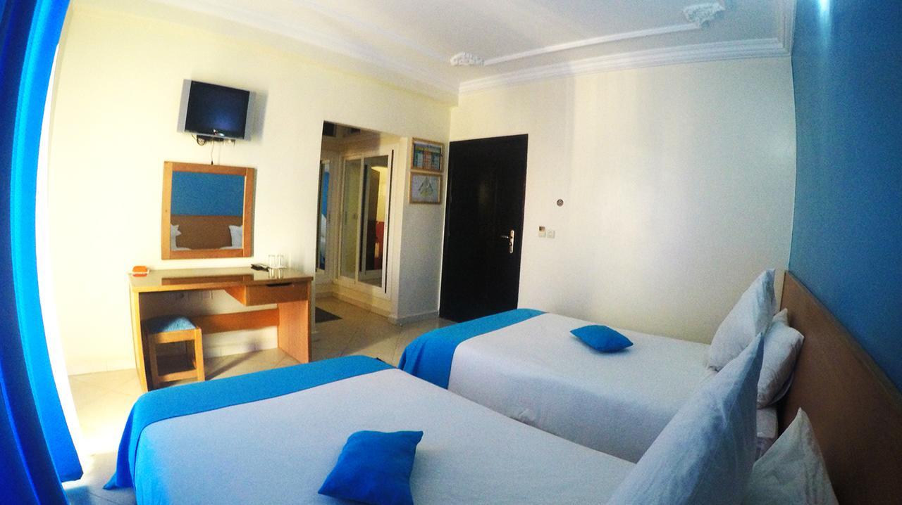 Hotel Aymen Sidi Slimane Extérieur photo